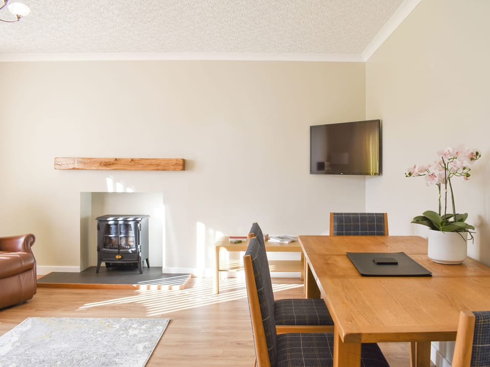 Living room/dining room | Cathwill, Newtonmore