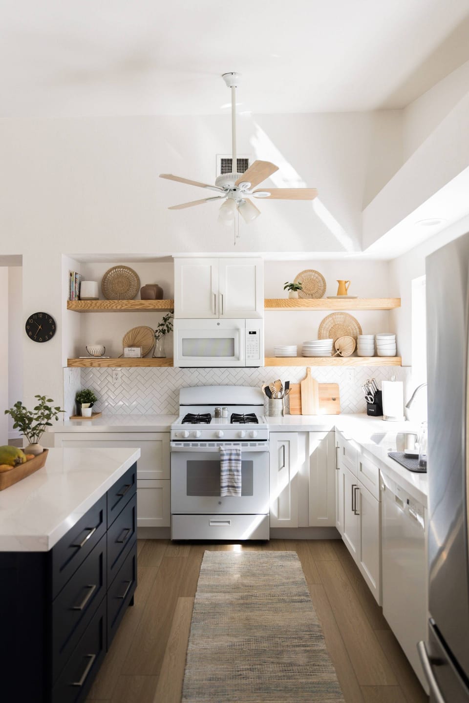 Bright, clean and spacious kitchen