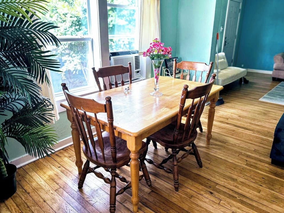 Dining area serves four