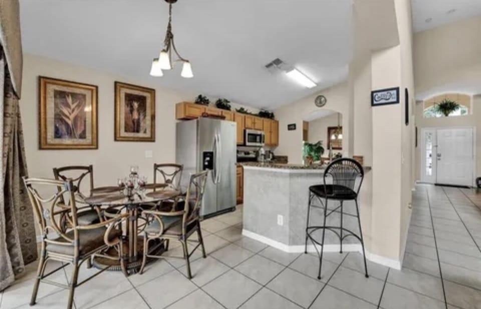 Breakfast nook 