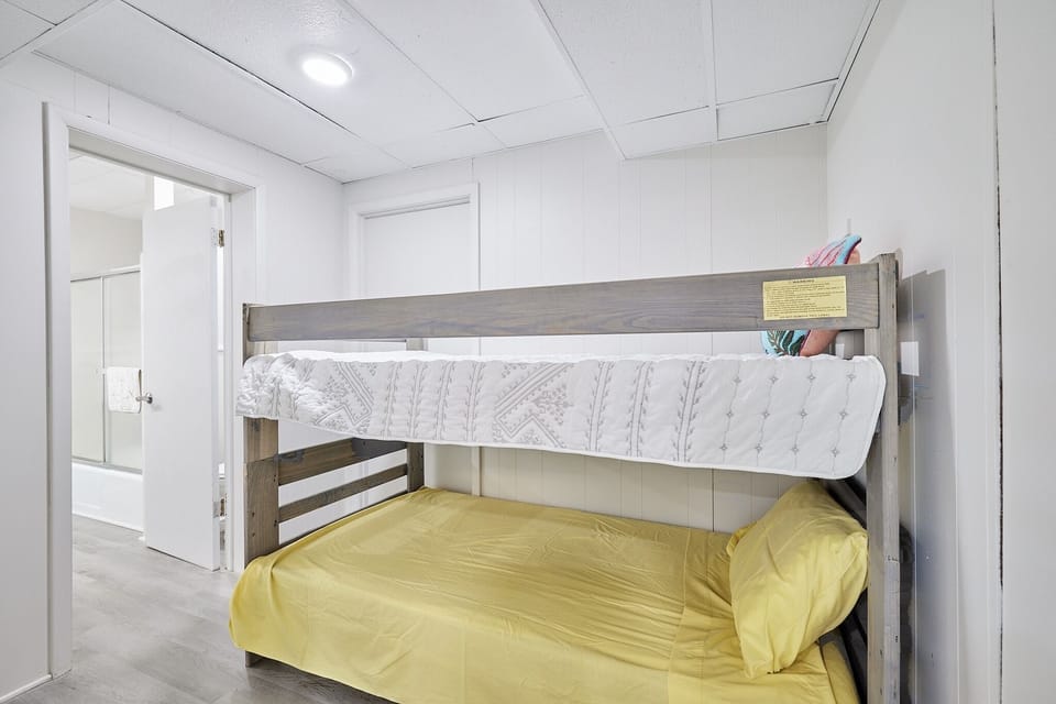 Bunk room