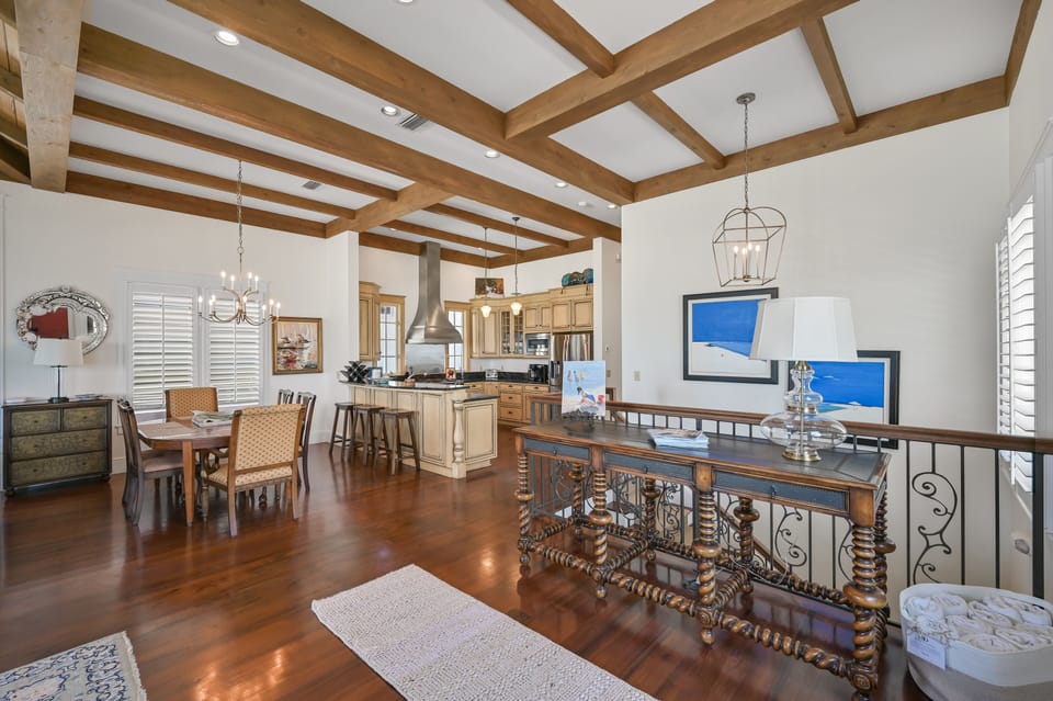 30a Linger Longer - Dune Allen - Second Floor - Living/Dining Area