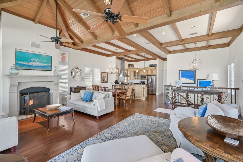 30a Linger Longer - Dune Allen - Second Floor - Living Area