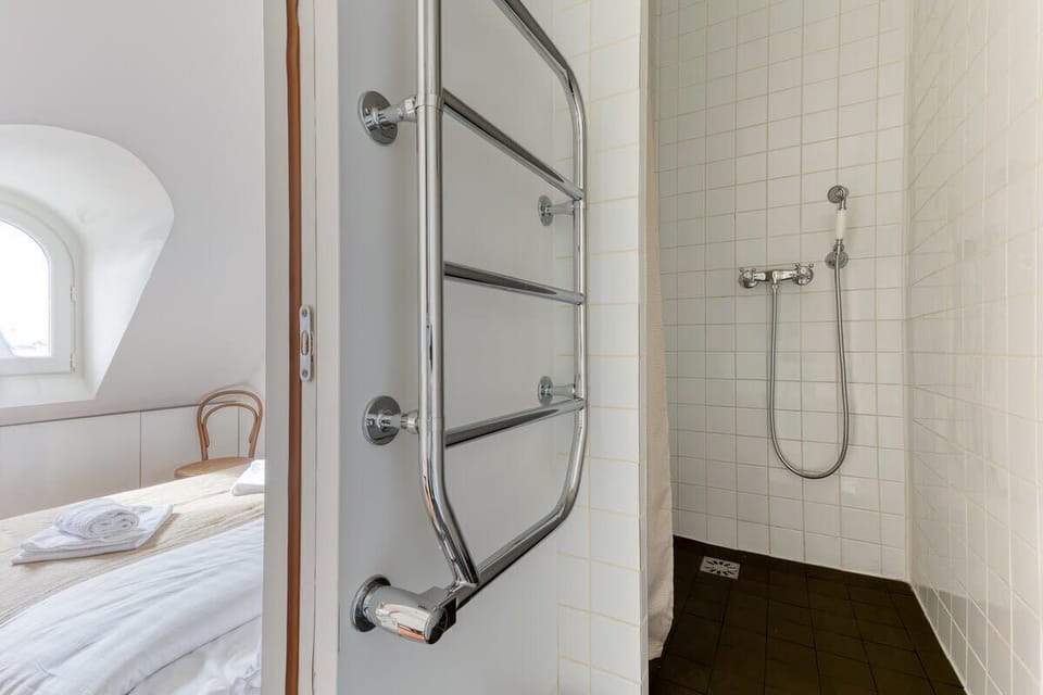 Bathroom - Shower