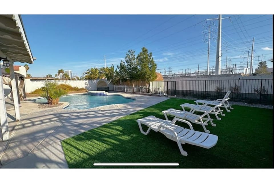 Pool area