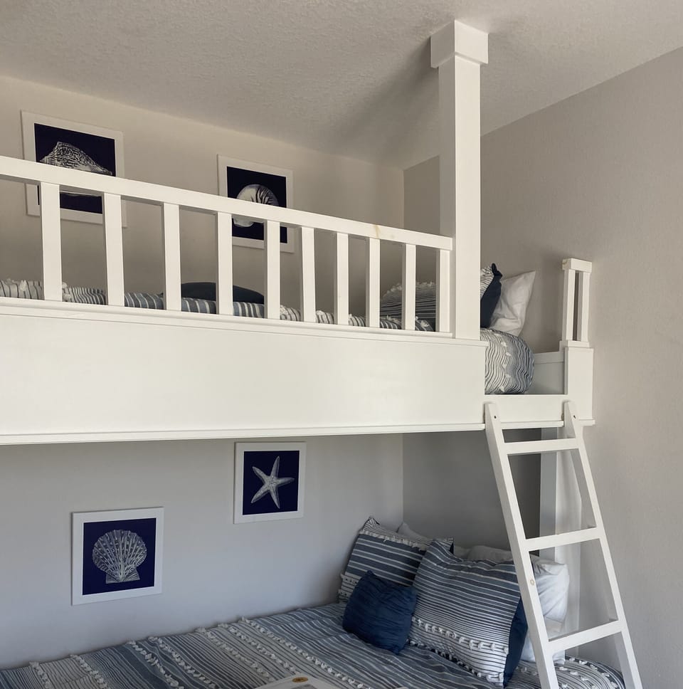 Bunk room!  Full bed on bottom and twin bed on top!