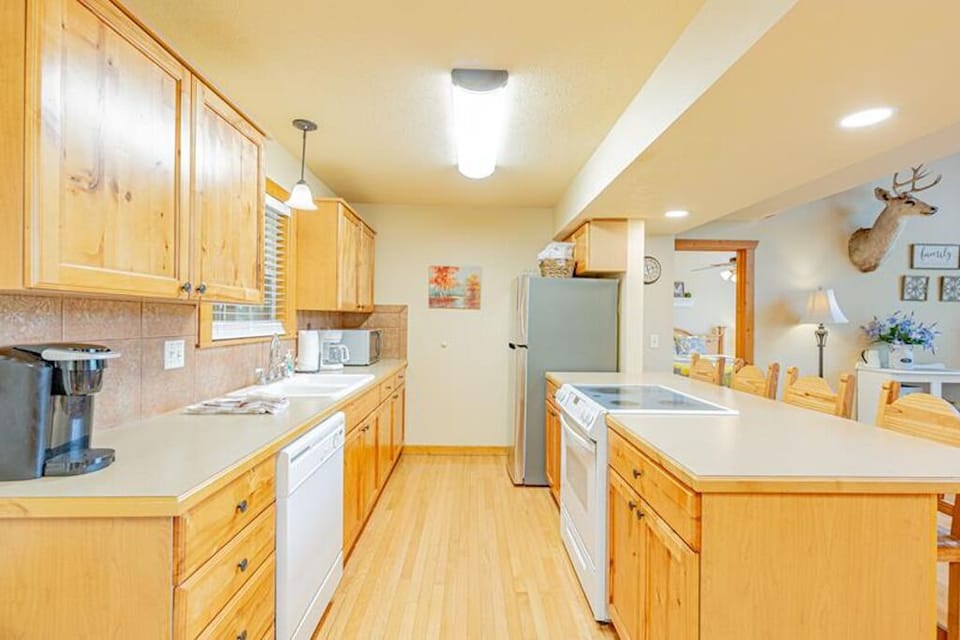 Fully stocked kitchen