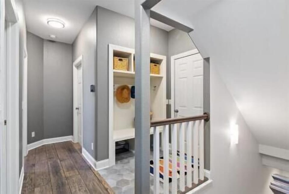 Main Level - Garage Entry