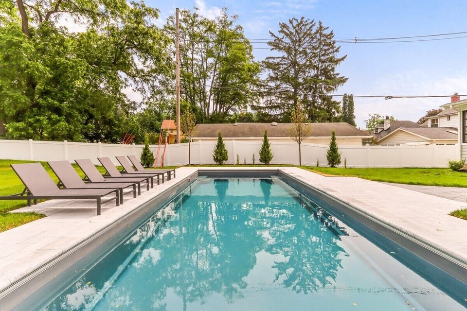 Heated Saltwater pool. Pool & Hot Tub is available May 1st 2025 through Labor Day weekend.