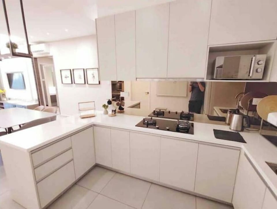 Kitchen - Stove & Refrigerator & Kettle