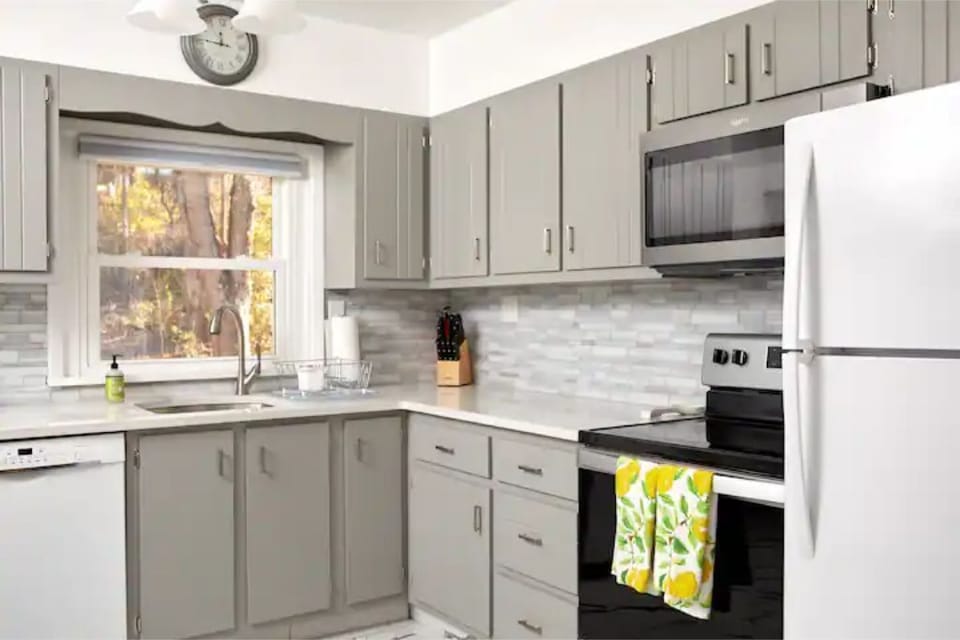 Fully functional kitchen ready for you to cook in!