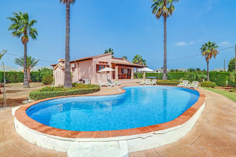Villa Bauza image