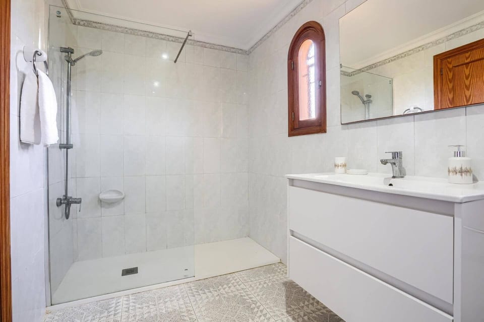 Villa Bauza image