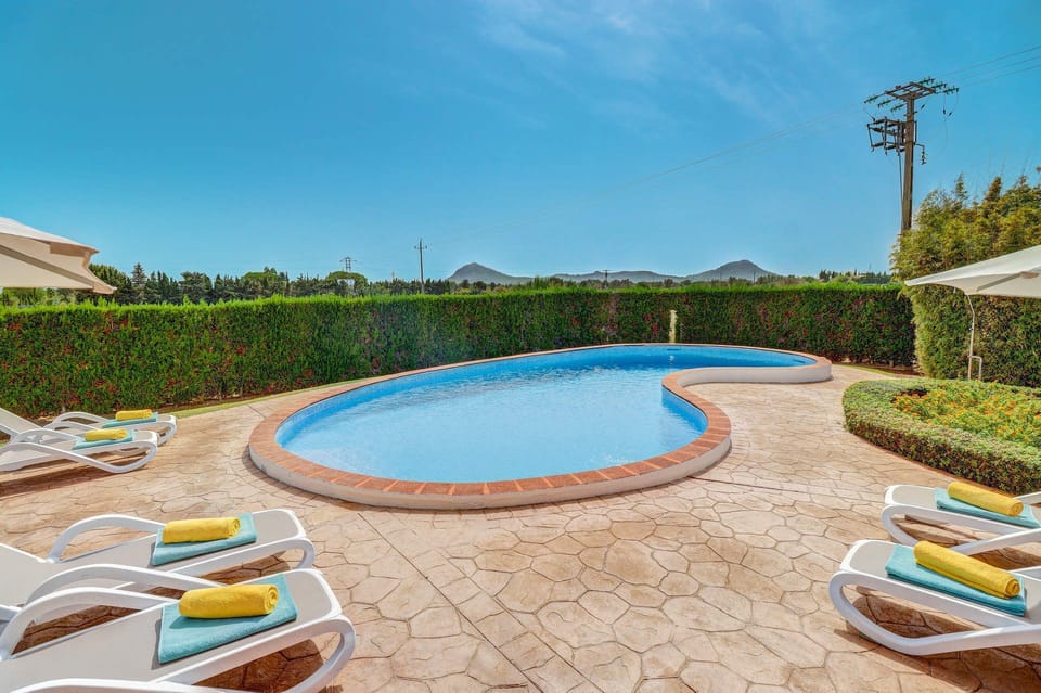 Villa Bauza image