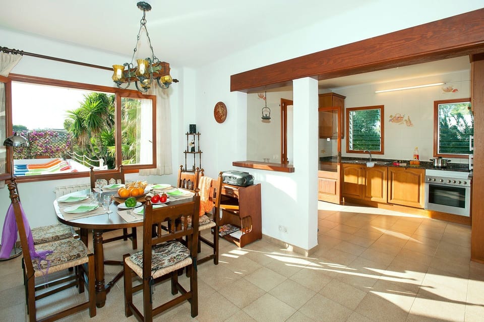 Villa Vista Palmeras image