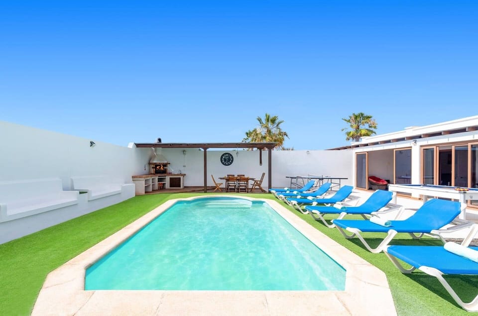 Villa Almas Blancas image