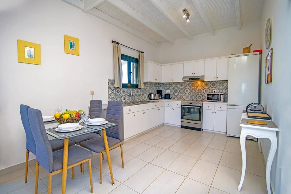 Villa Venetia image
