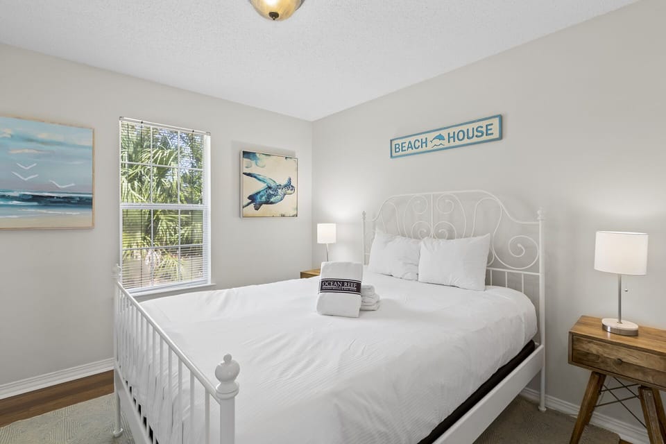 23-Tipsy-Marlin-Bedroom-2