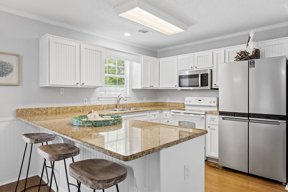 23-Tipsy-Marlin-Kitchen