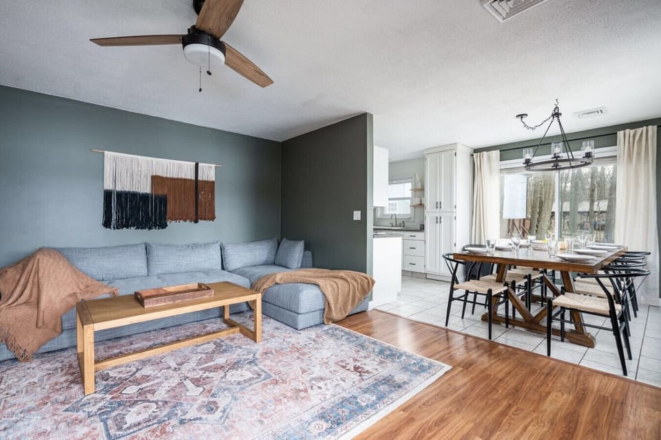 Open-concept living and dining with stylish décor.