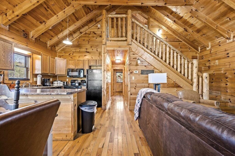 Lazy Dazy's cozy living area