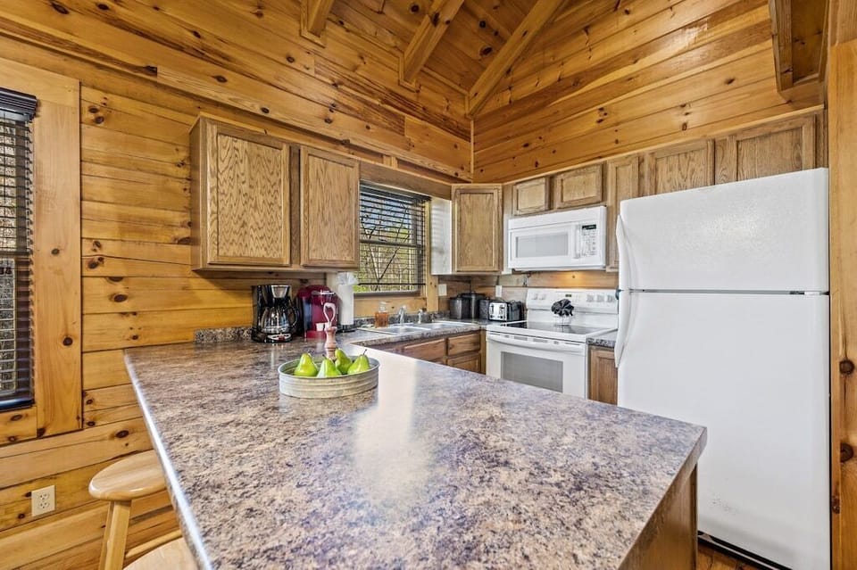 Good Times' fully equipped kitchen