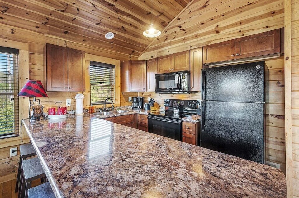 Brave Eagle's fully equipped kitchen