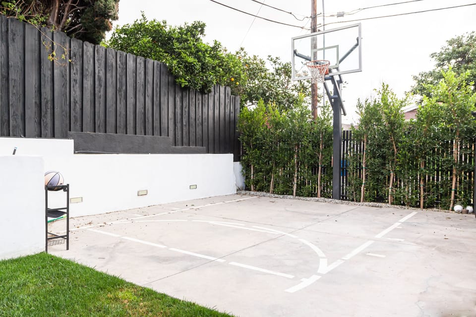 Sport court