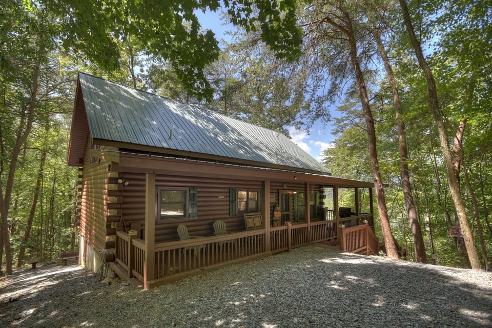 Beautiful Pet Friendly North Georgia Cabin Rental