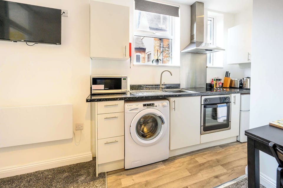Well-equipped kitchen