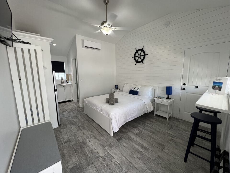 Fully full size renovated studio