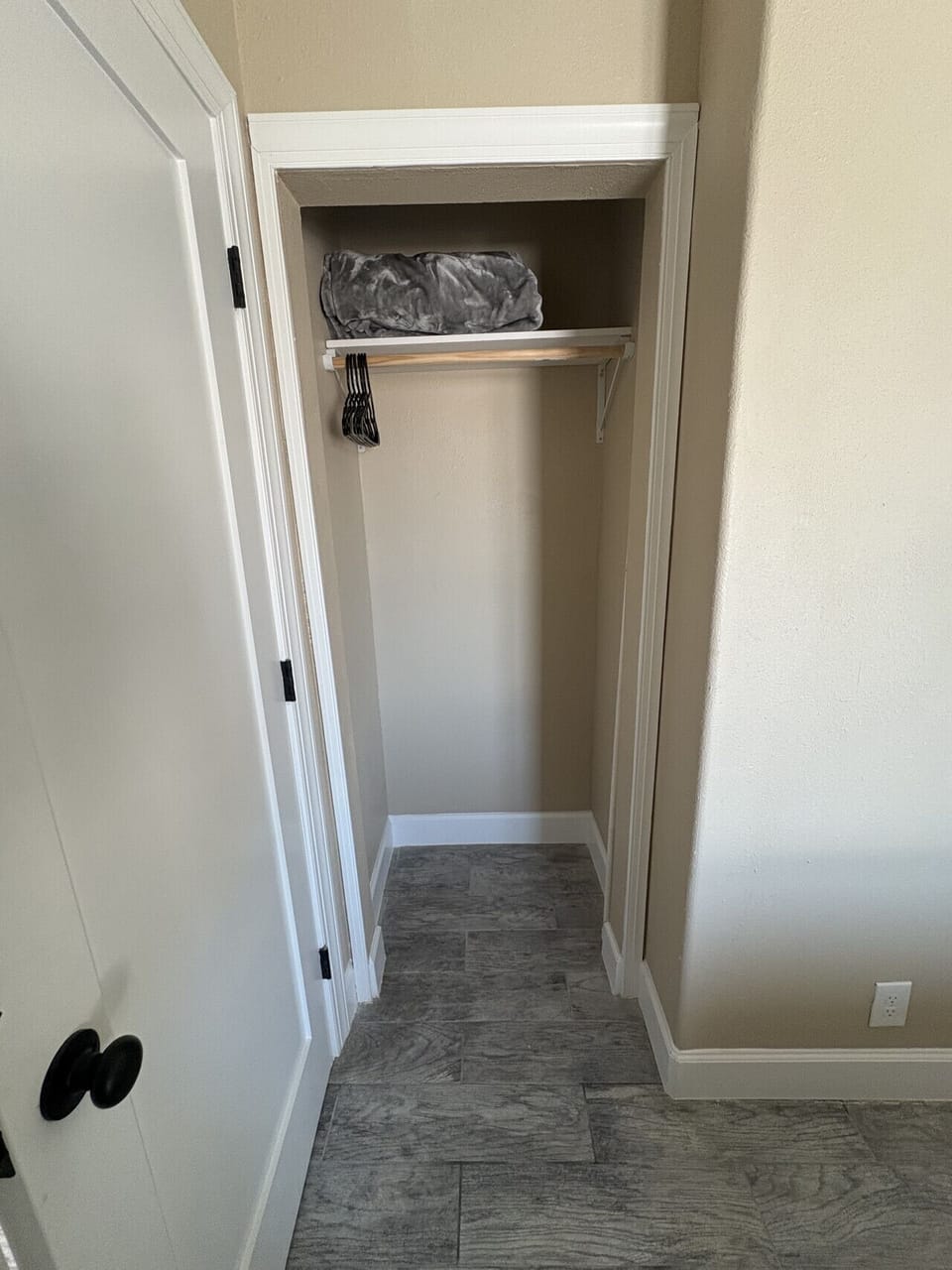 King size bedroom