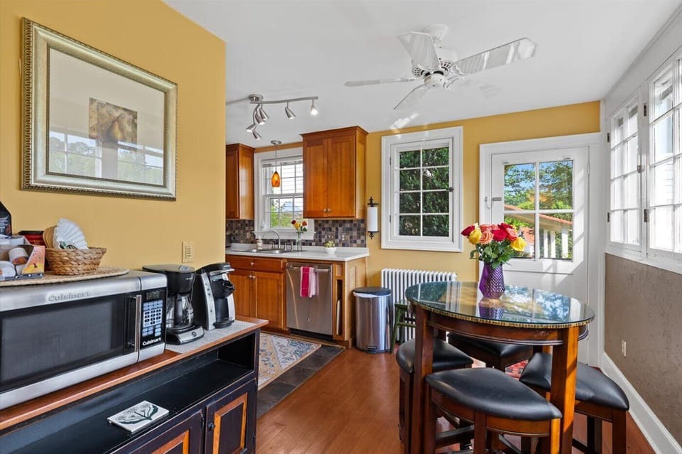 Kitchen (1)