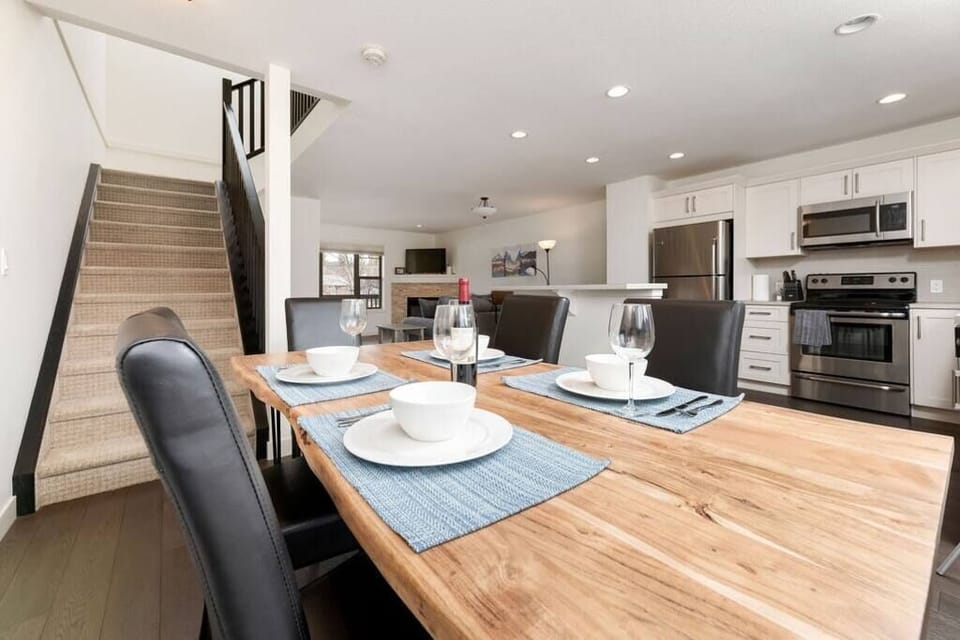 Dinning table