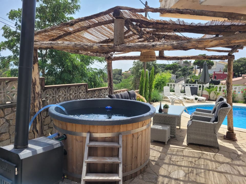 hottub available!