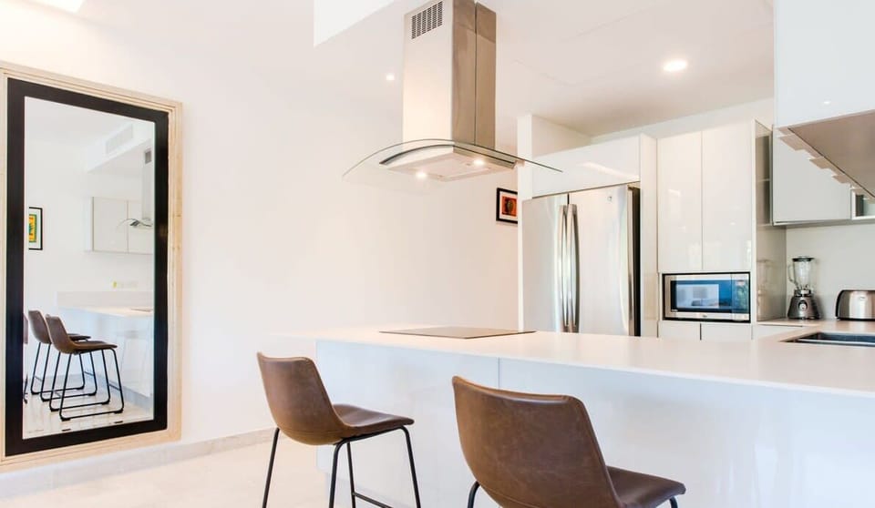 Your spot for quick bites, drinks, and lively conversations.

