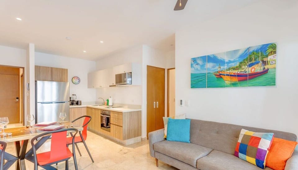 Modern kitchen, dining for 4, and comfy living area. Your stylish Ipana retreat!


