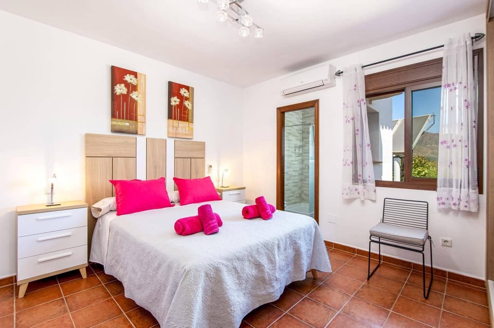 Villa Algazara image