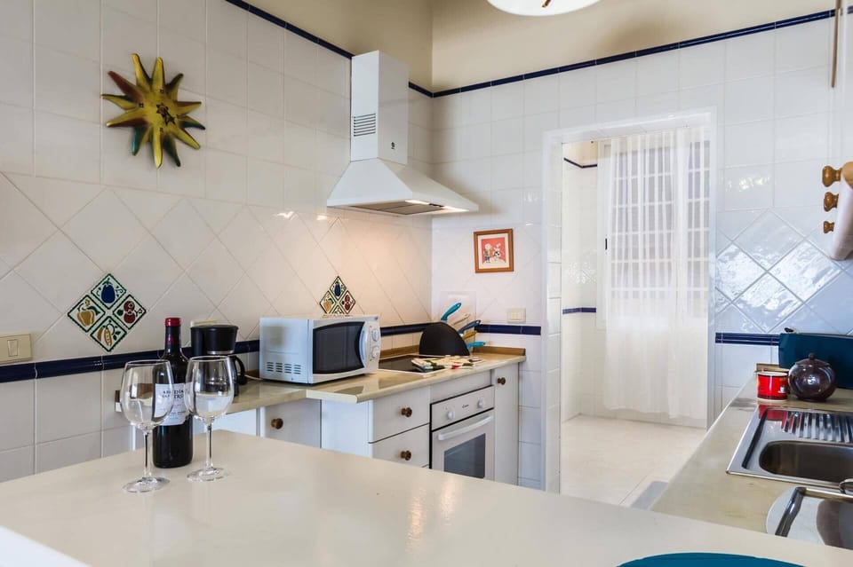 Villa Atlantico image