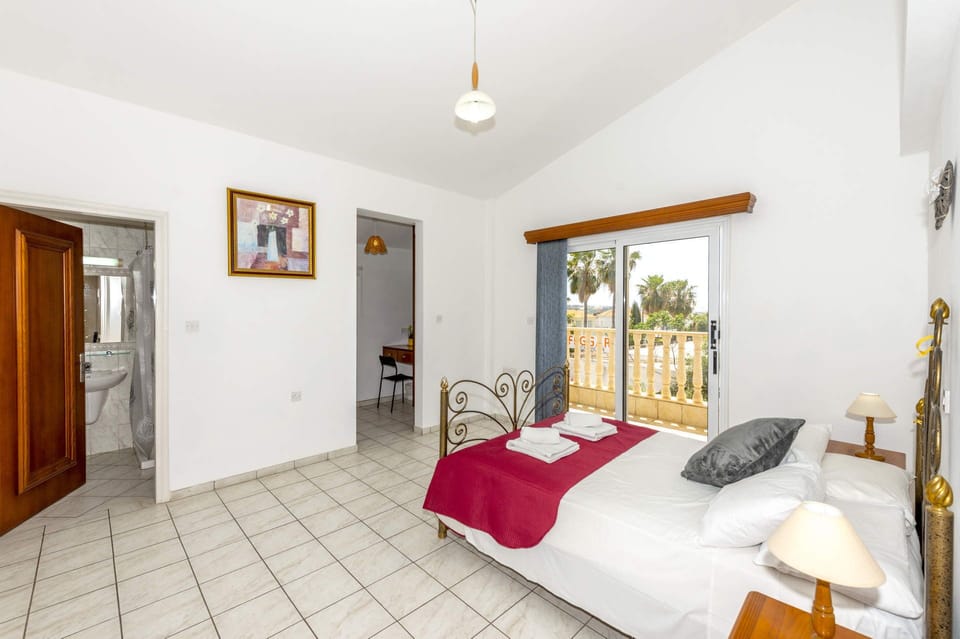 Villa Hera image
