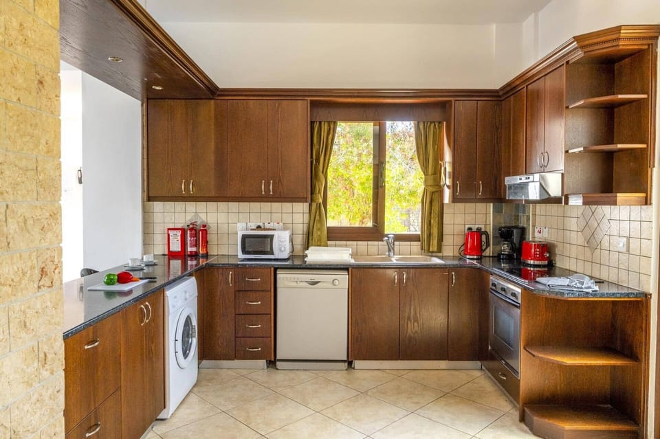 Villa Elissa image