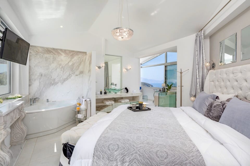 Villa Dion Retreat image