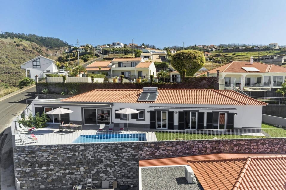 Villa Canavial image
