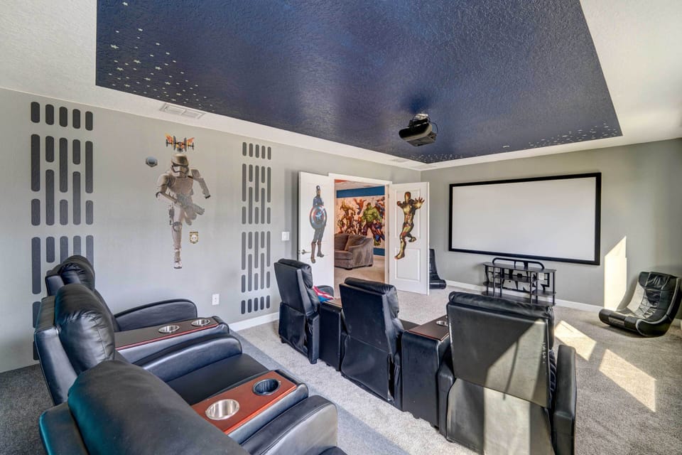 Home Theater | Free WiFi | Central Air Conditioning