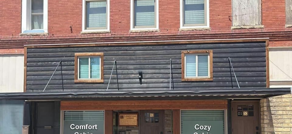 Limestone Lodge Front Access