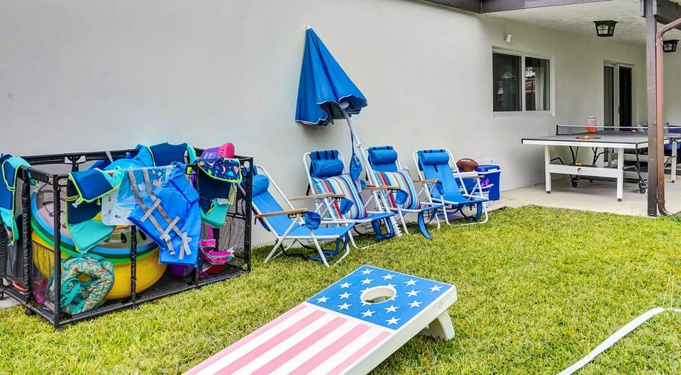 We've got your beach days covered! Enjoy complimentary beach chairs, umbrellas, kids' toys, floaties, life vests, and outdoor games for endless family fun.