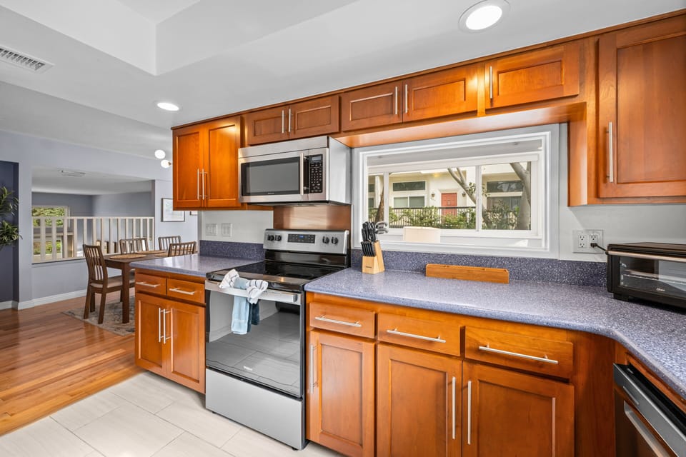 Large Spacious Kitchen, endless  countertop space, and updated appliances.