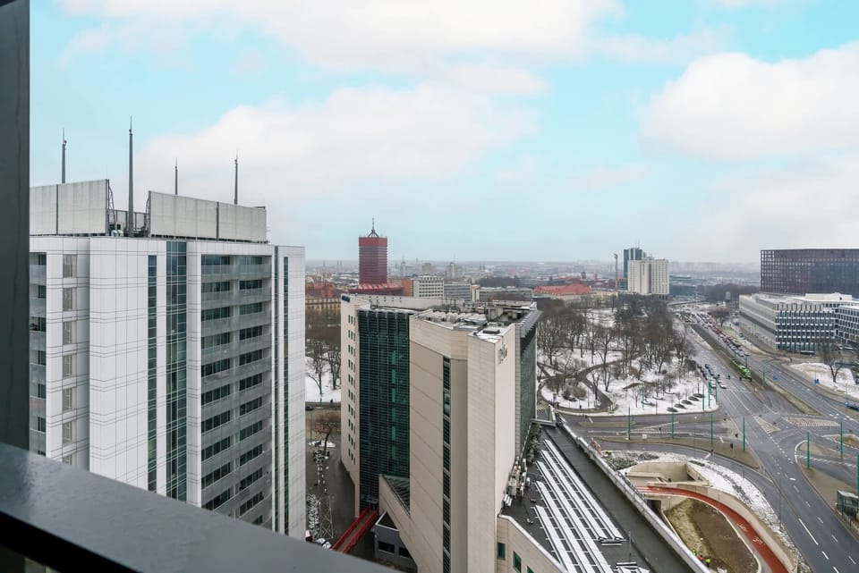 A view of the surrounding buildings.