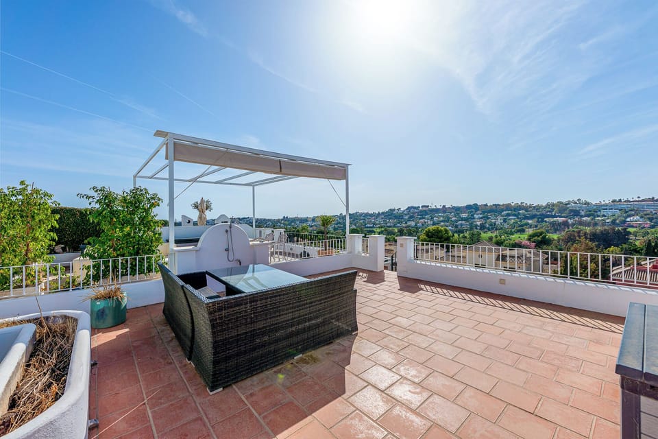 2 bedroom home in Aloha, available for holiday rentals