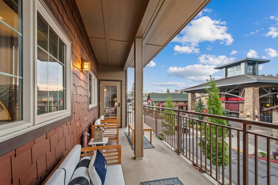 Private patio (1)